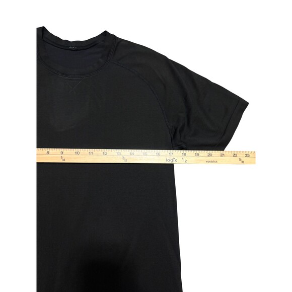 Lululemon Black Athletic T Shirt Men Small Slim Fit Workout Gym Tee - Picture 7 of 9